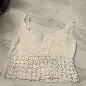 Chic White Crochet Crop Top